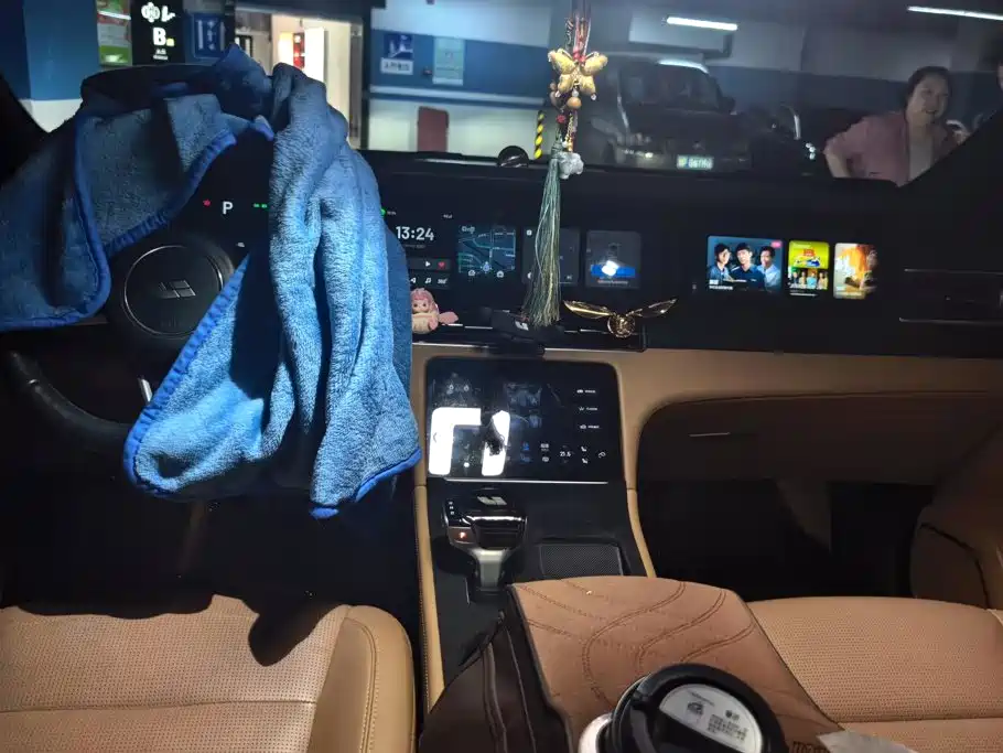 Li Auto Li ONE — миниатюра 16
