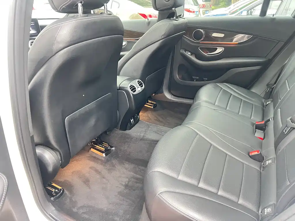 Mercedes-Benz GLC 2019 GLC 260 4MATIC