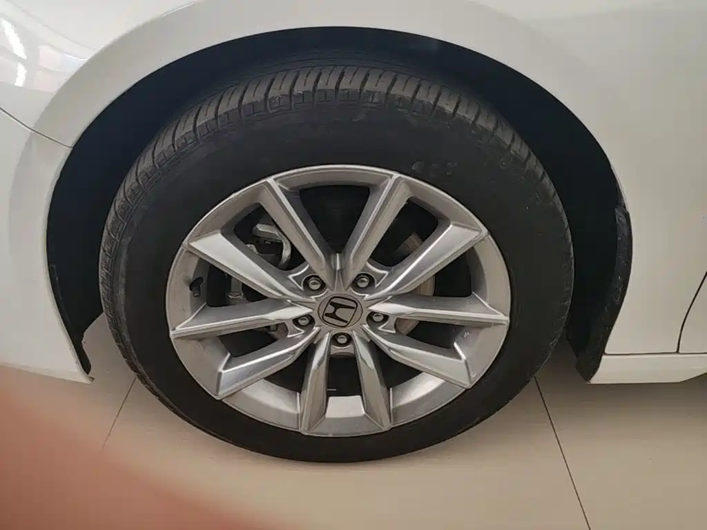 Honda Accord — миниатюра 23