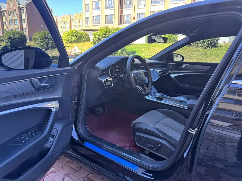 Audi A6L — миниатюра 4