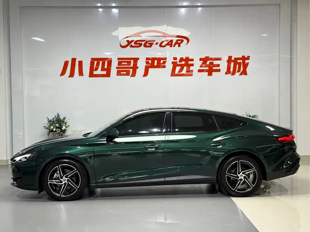 MG 7 2023 1.5T DCT Luxury