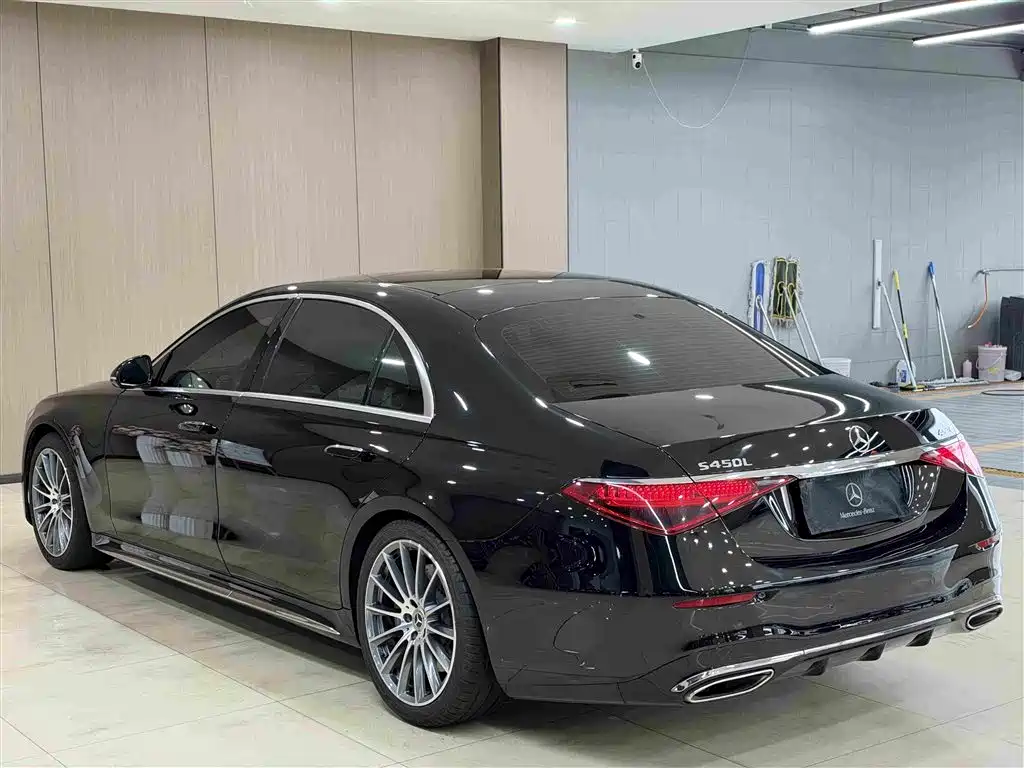 Mercedes-Benz S-Class — миниатюра 8