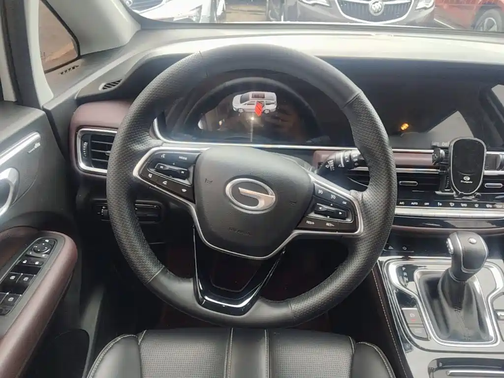 GAC Motor Trumpchi M6 — миниатюра 11