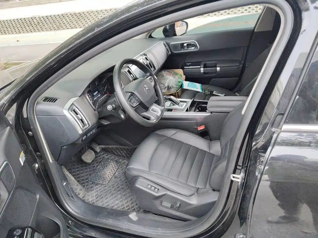 Citroen C6 — миниатюра 11