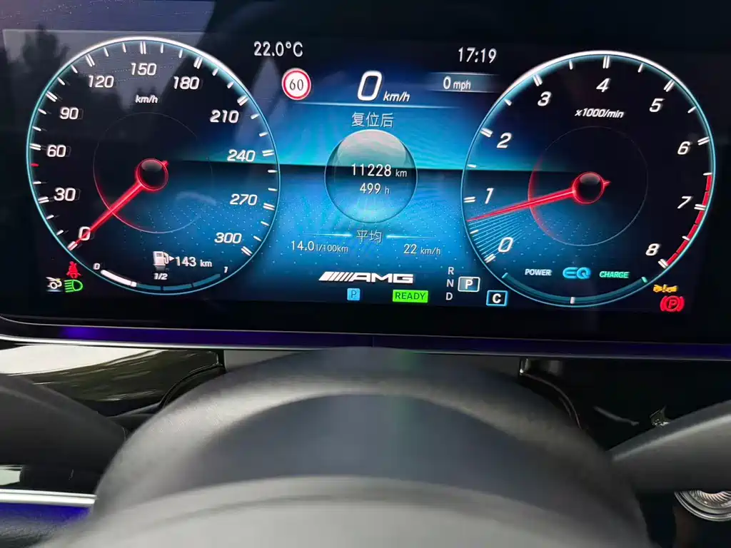 Mercedes-Benz AMG GT — миниатюра 12