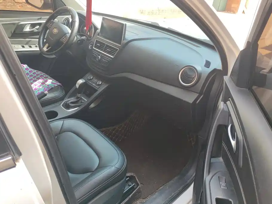 Bestune X40 — миниатюра 8