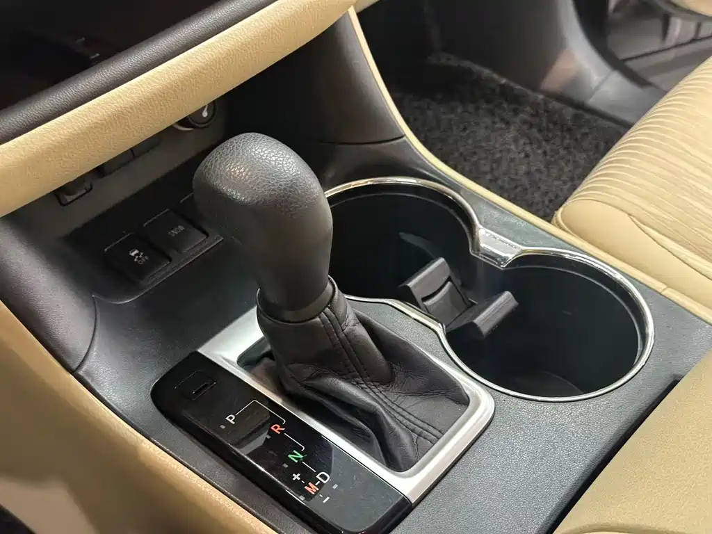 Toyota Highlander — миниатюра 13