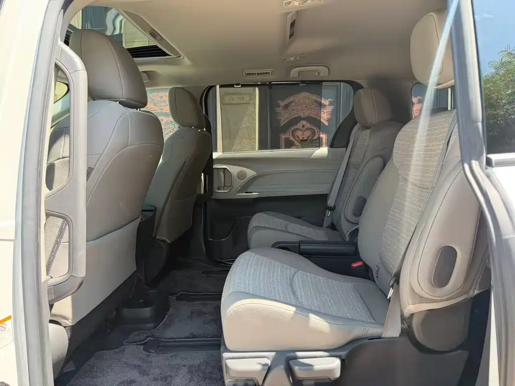 Toyota Sienna 2023 2.5L Comfort