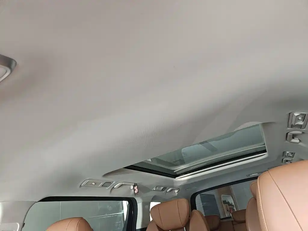 Hongqi Hongqi HQ9 PHEV — миниатюра 18