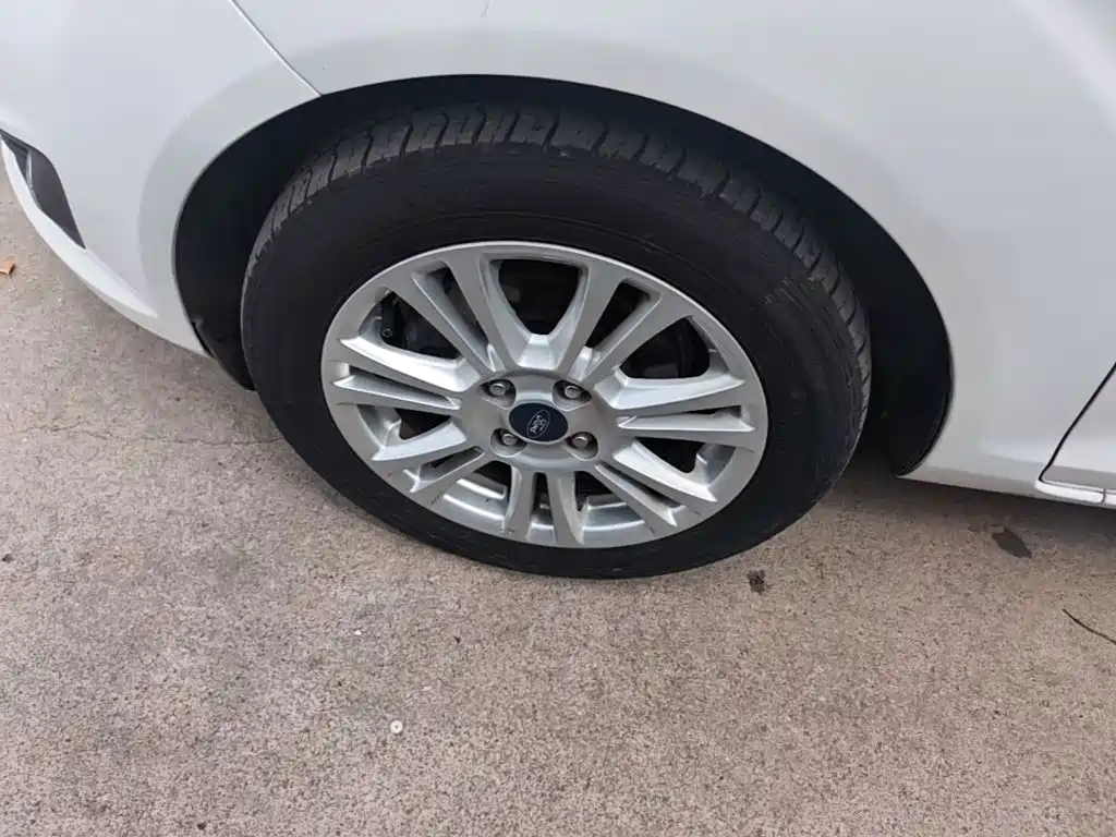 Ford Fiesta — миниатюра 23