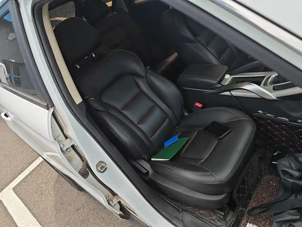 Geely Boyue — миниатюра 25