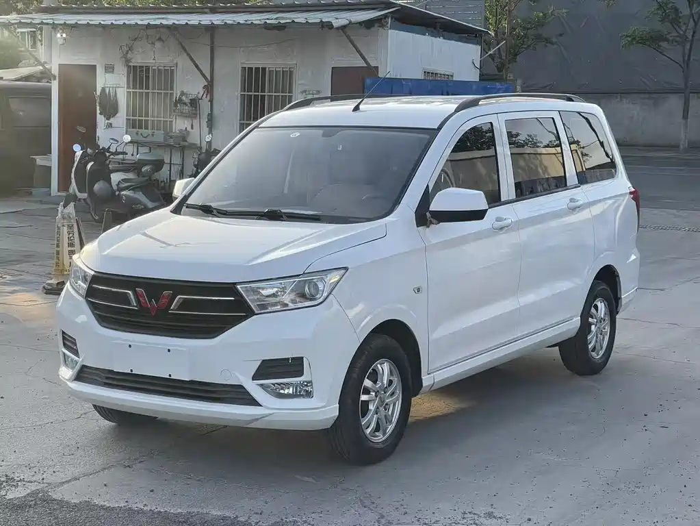 Wuling Hongguang 2022