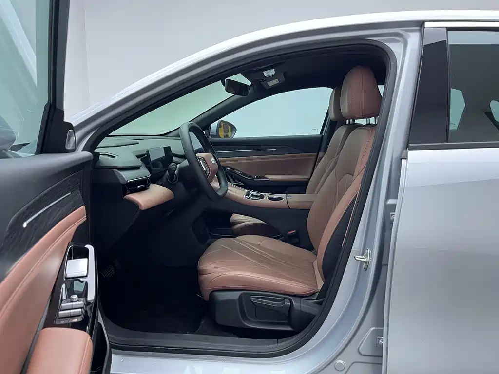 GEELY GALAXY GALAXY L6