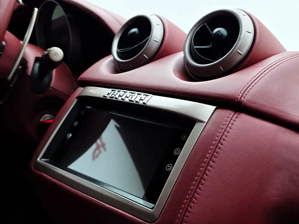 Ferrari California T — миниатюра 30