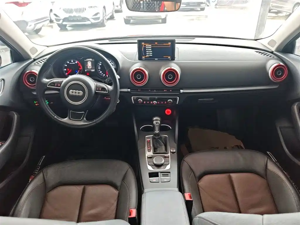 Audi A3 2015 Sportback 40 TFSI AT Comfort