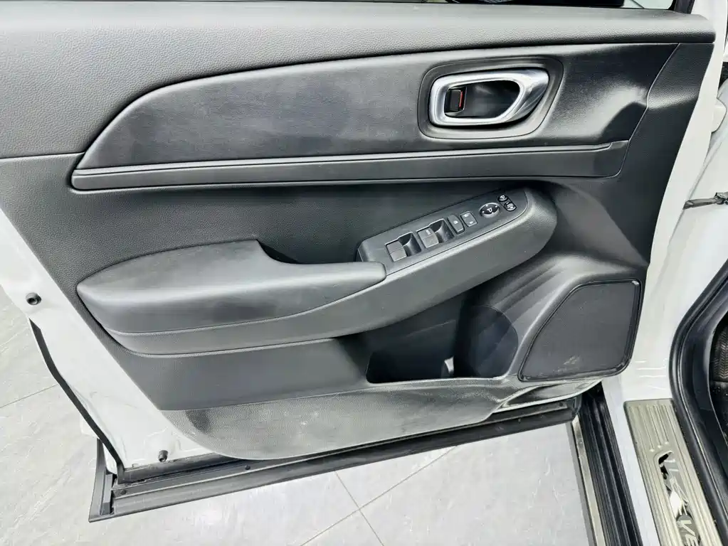 Honda Vezel — миниатюра 8