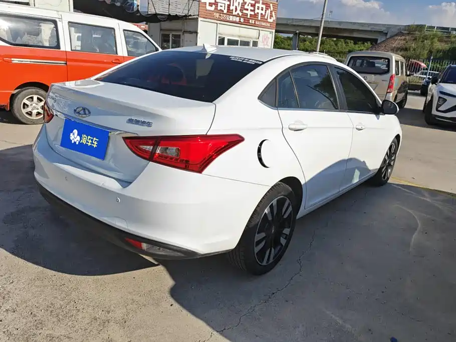 Chery Arrizo 5 — миниатюра 3