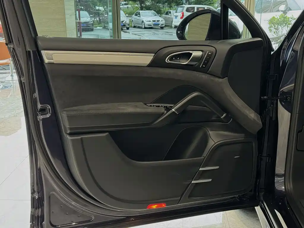 Porsche Cayenne 2016 Cayenne GTS 3.6T