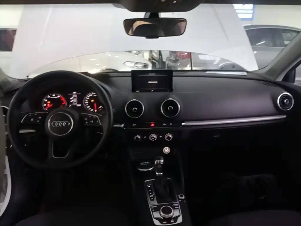 Audi A3 — миниатюра 10