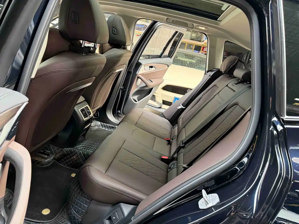 BMW X3 — миниатюра 12
