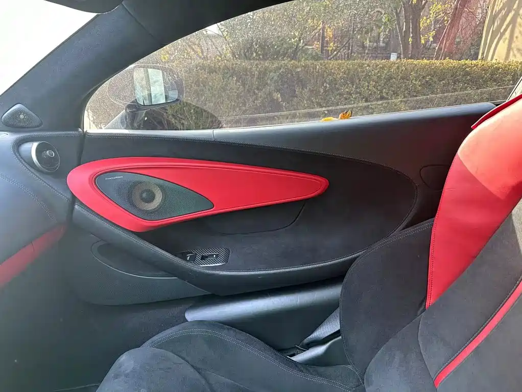 McLaren 570 — миниатюра 9