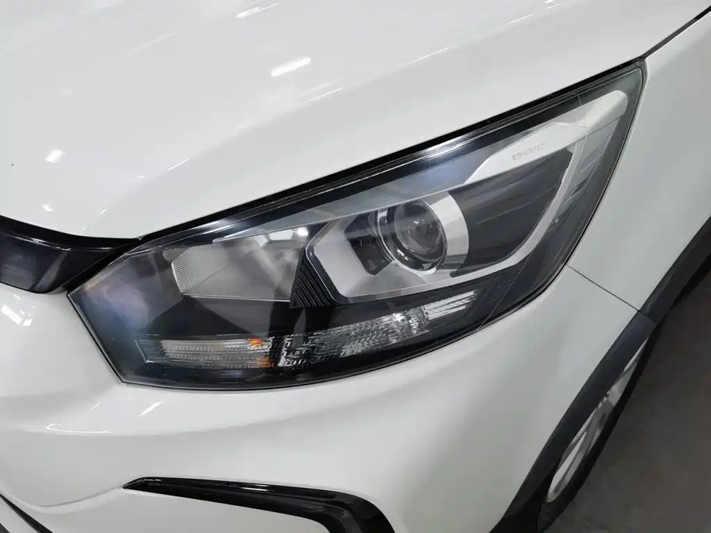 BAIC New Energy EC5 — миниатюра 7