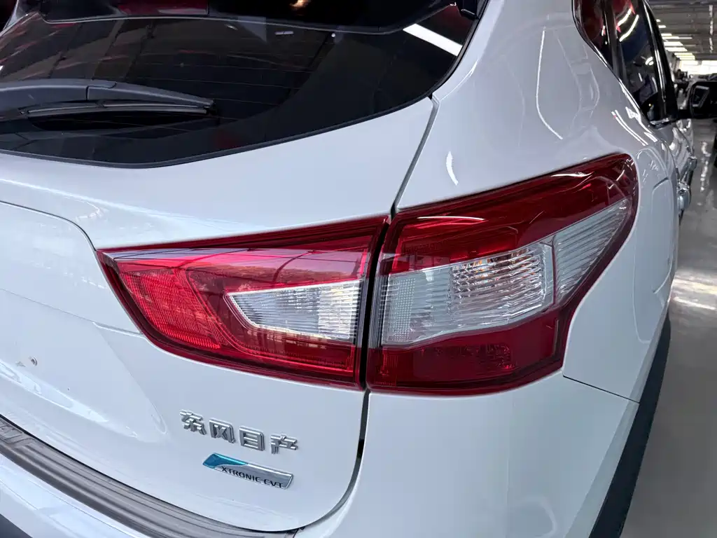Nissan Qashqai — миниатюра 19