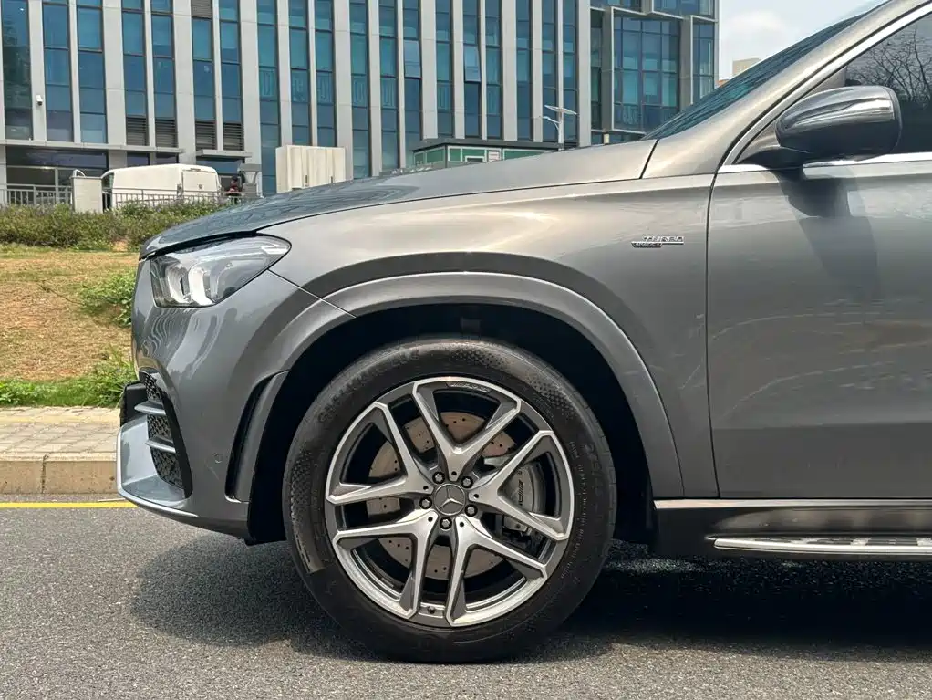 Mercedes-Benz GLE AMG — миниатюра 4