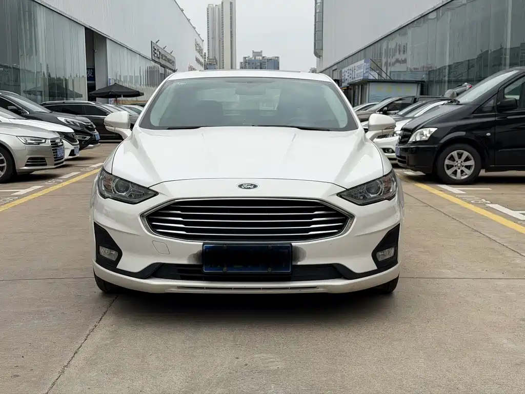 Ford Mondeo — миниатюра 2
