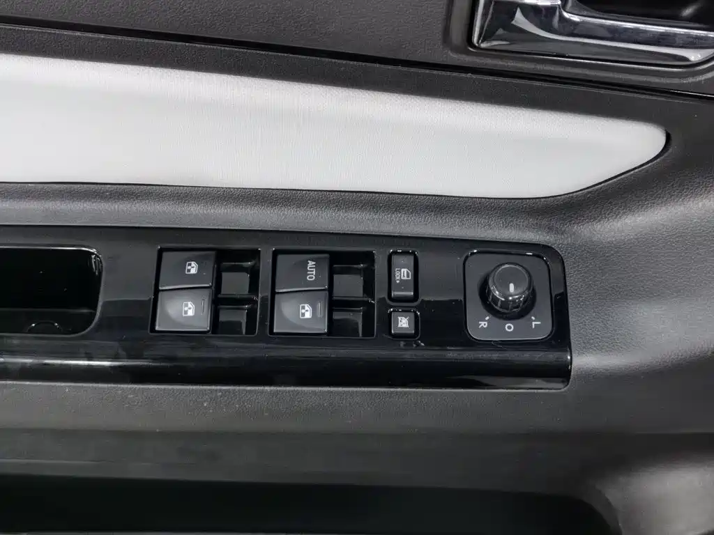 BAIC New Energy EC5 — миниатюра 9