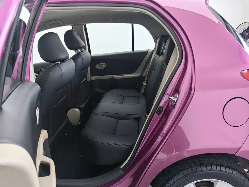 Toyota Yaris — миниатюра 15