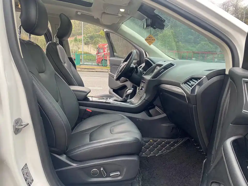 Ford Edge 2018 EcoBoost 245 7 мест V