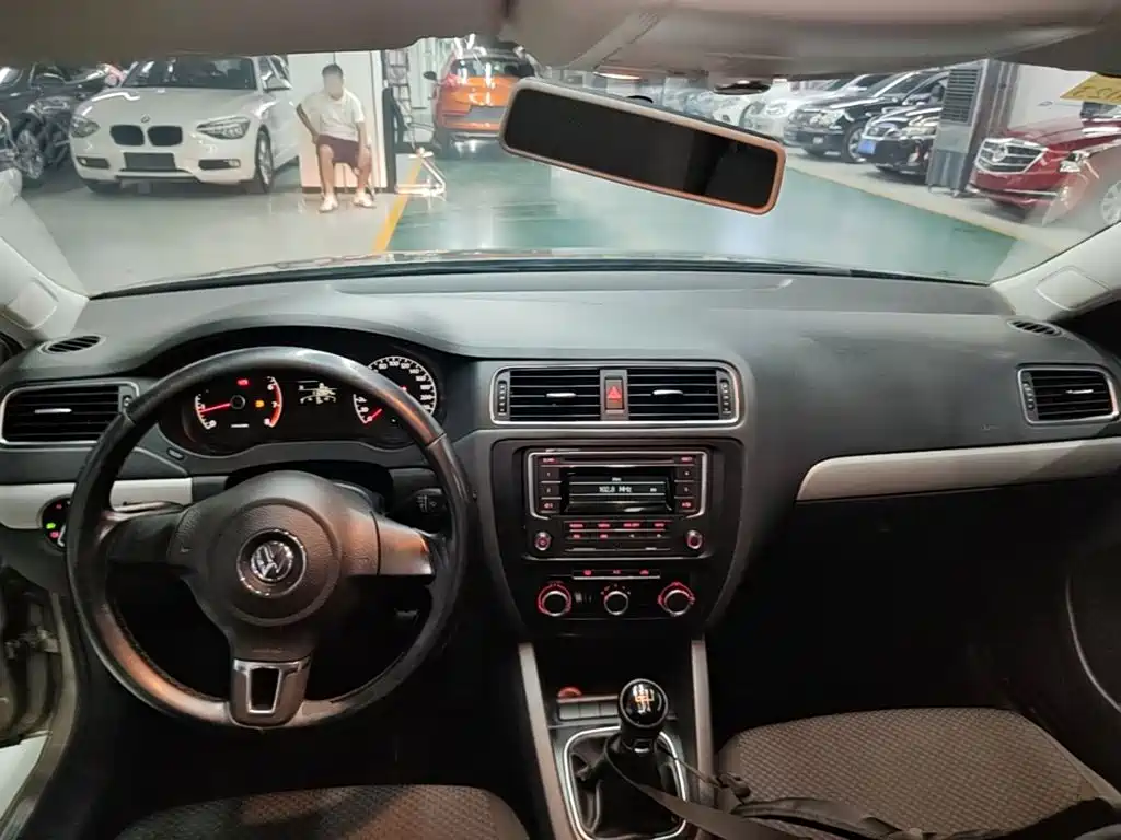 Volkswagen Sagitar — миниатюра 10