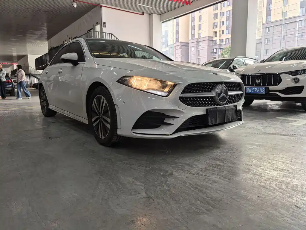 MERCEDES-BENZ A CLASS