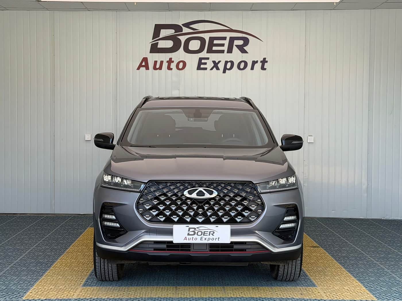 CHERY Tiggo 7 1.5 л 2023 г. Серебристо-серый, пробег 32000 км