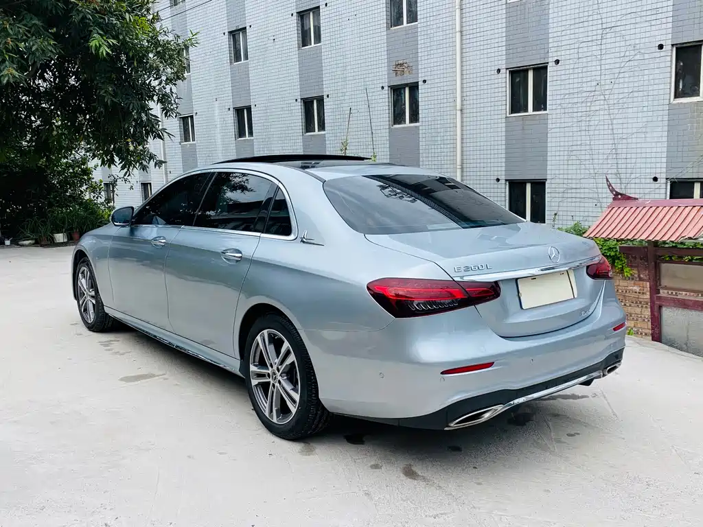 Mercedes-Benz E-Class E 2022 E 260 L Sport
