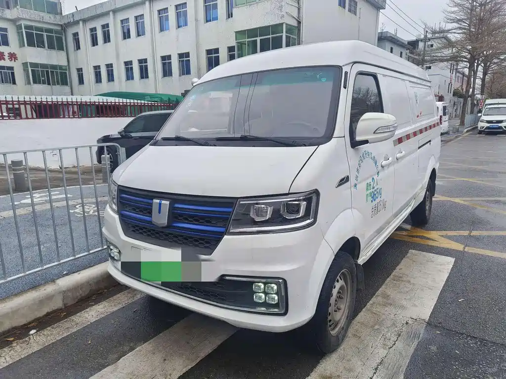 Yuan Cheng Yuan Cheng E5 — миниатюра 4