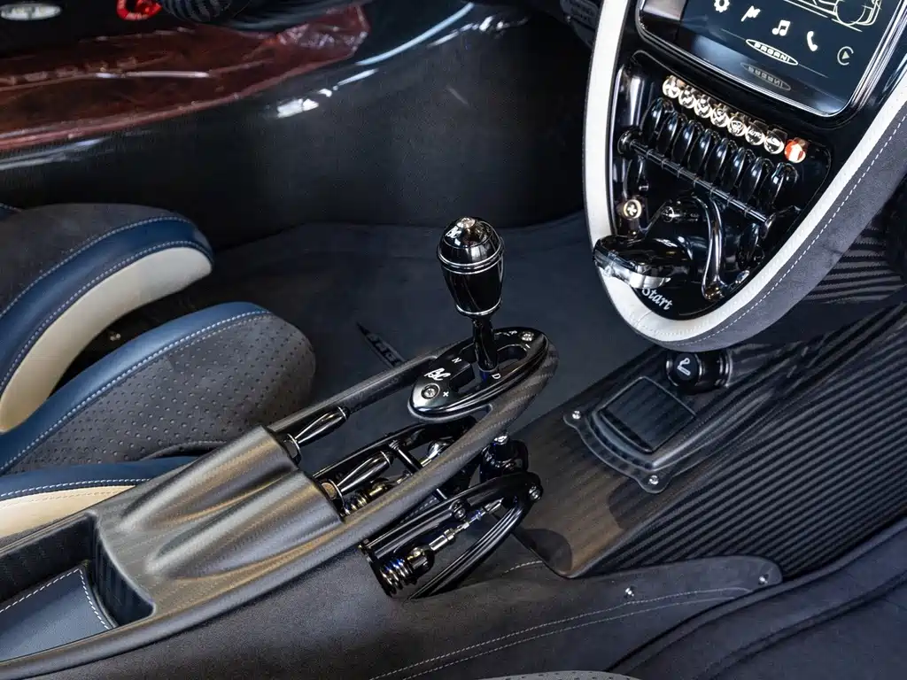 Pagani Huayra — миниатюра 23