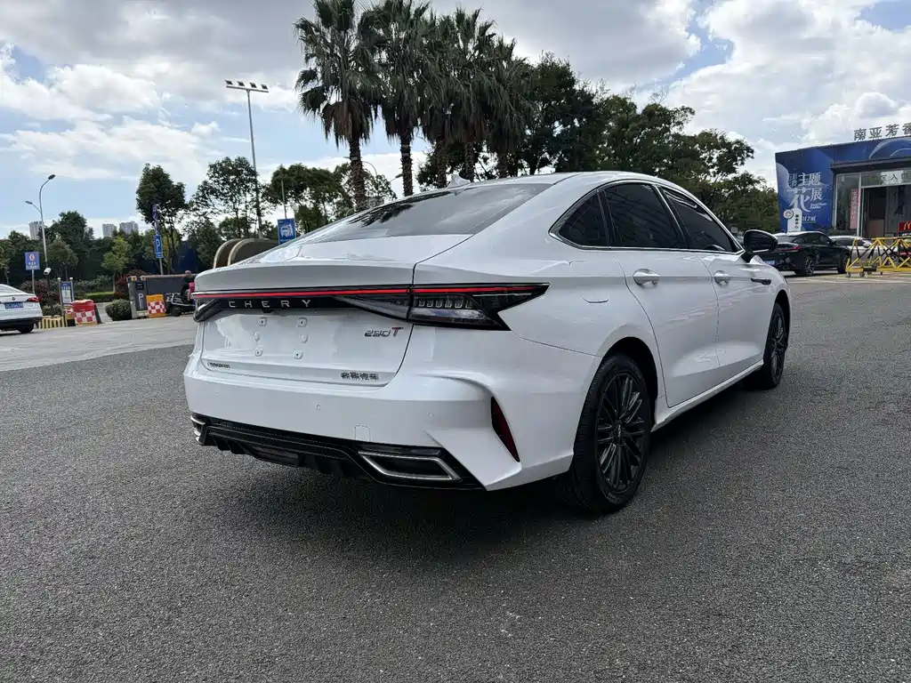 Chery Arrizo 8 — миниатюра 14