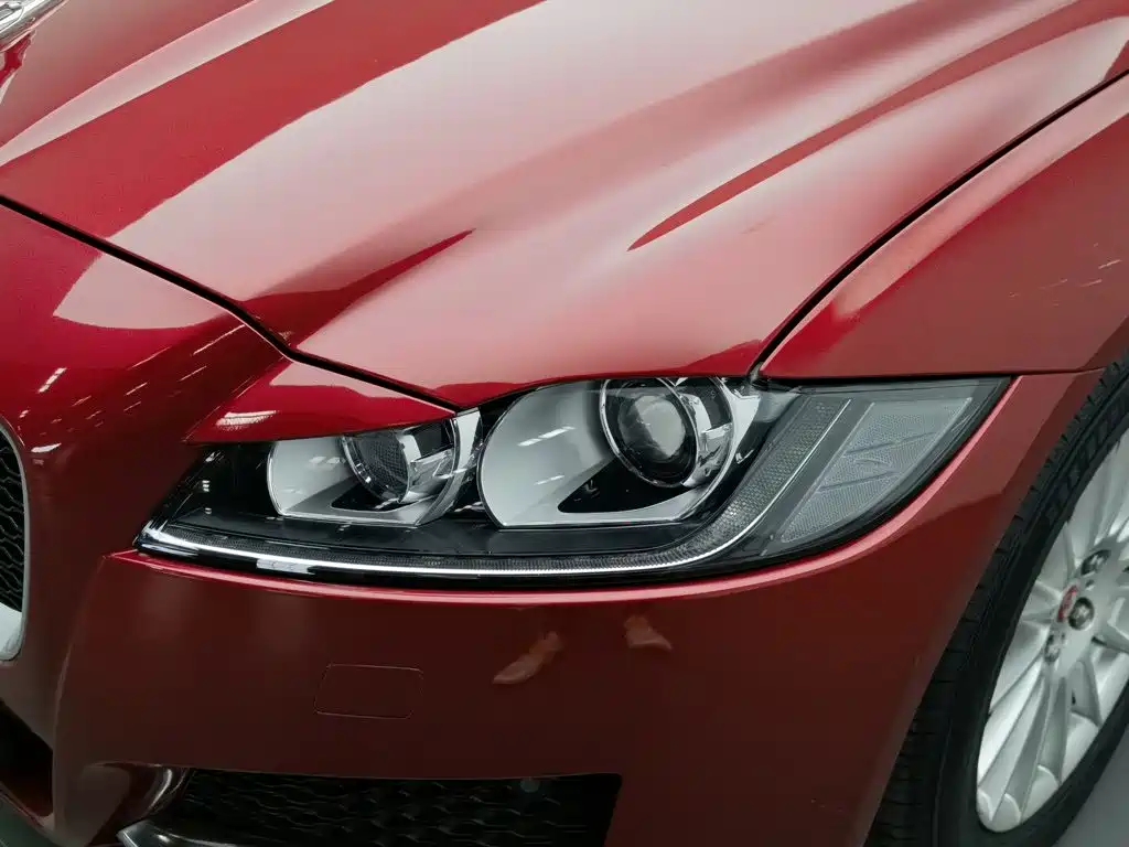 Jaguar XF — миниатюра 7