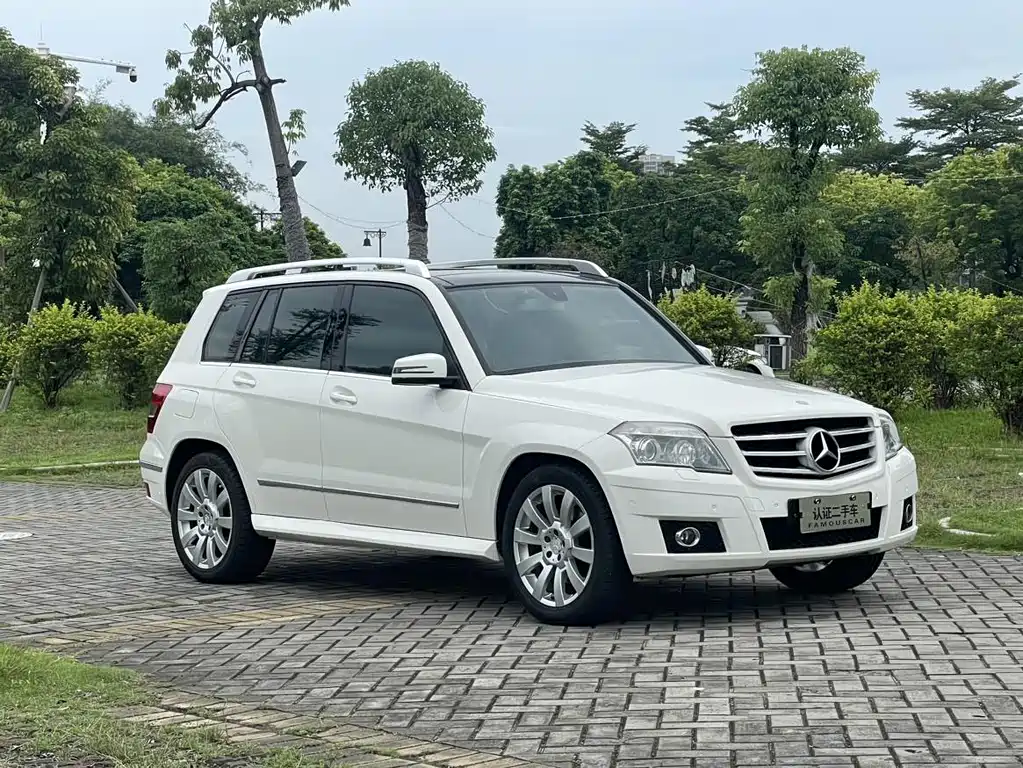 Mercedes-Benz GLK 2011 GLK 300 4MATIC Luxury