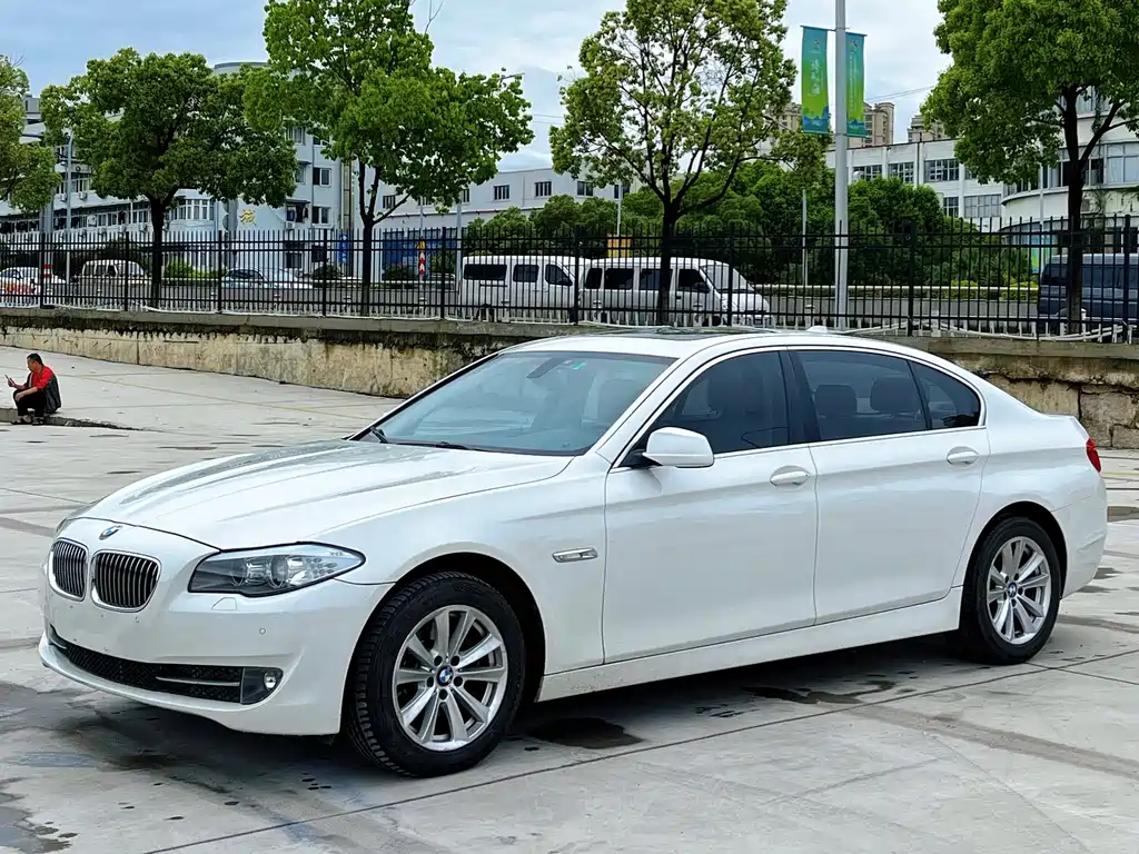Купить BMW 5 Series