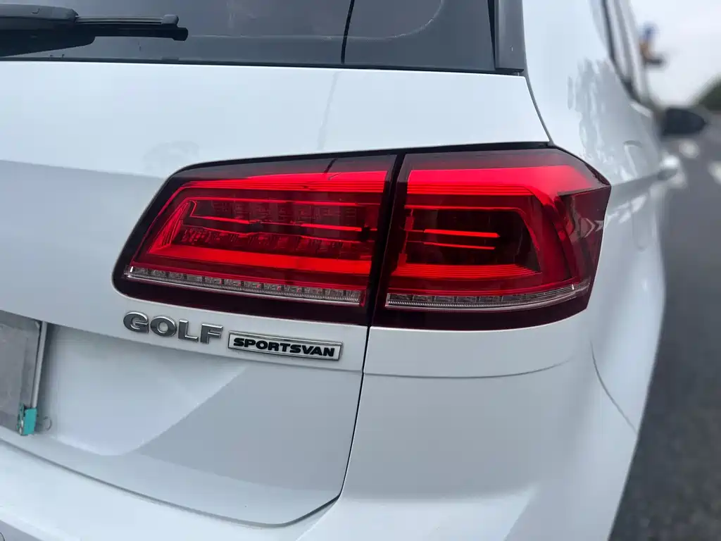 Volkswagen Golf Sportsvan — миниатюра 10