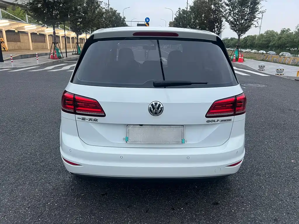 Volkswagen Golf Sportsvan — миниатюра 6