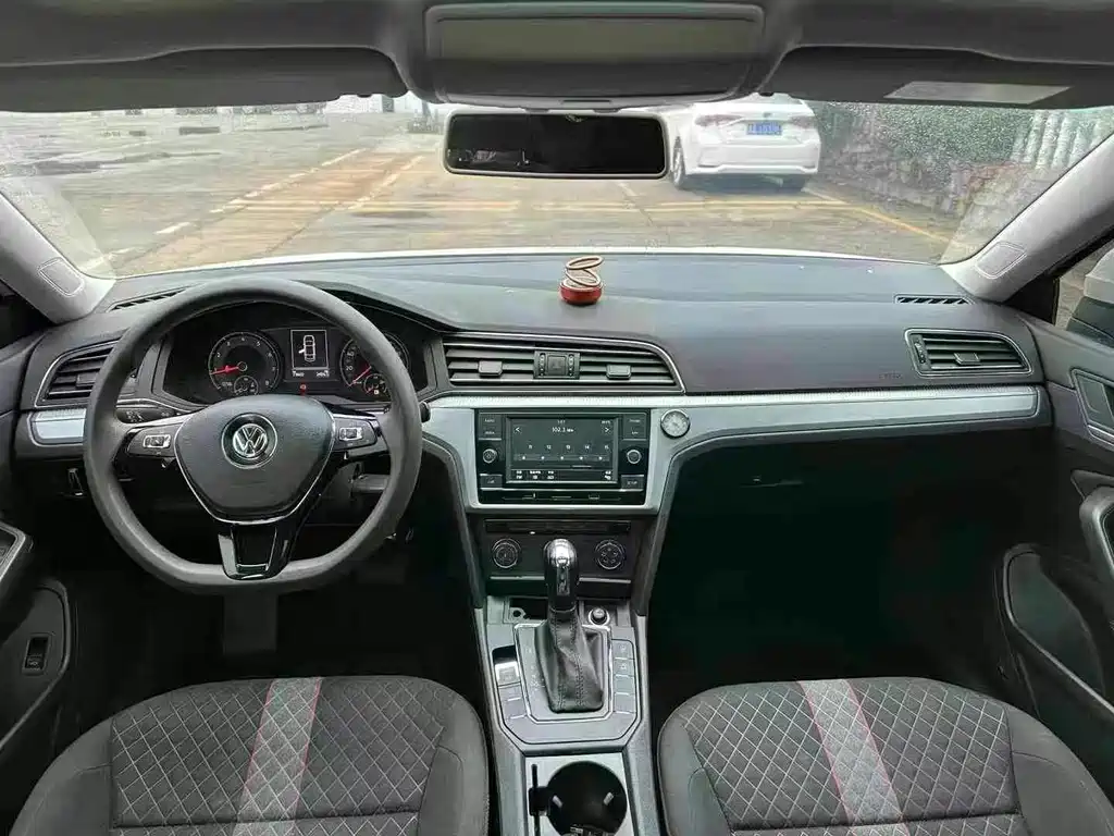 Volkswagen Lamando — миниатюра 5