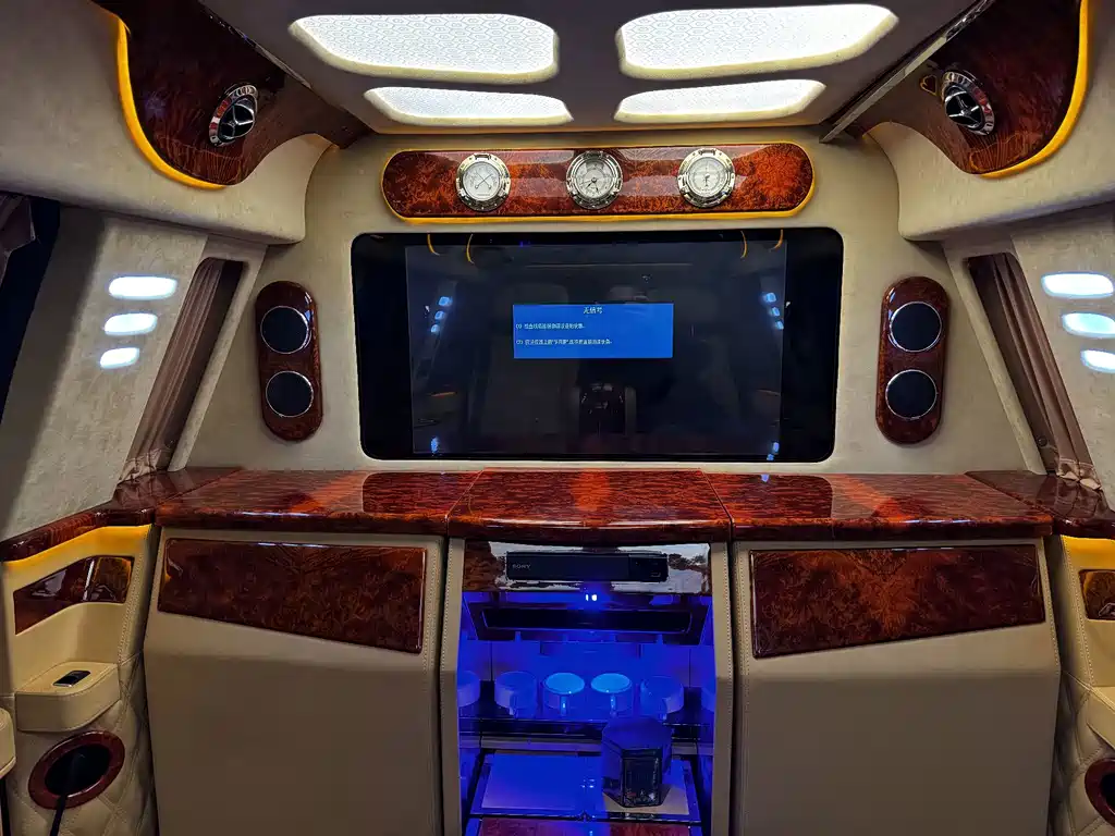 Lincoln Navigator — миниатюра 12