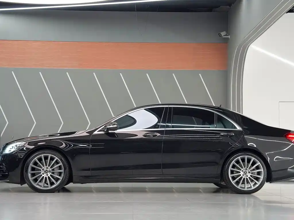 Mercedes-Benz S-Class — миниатюра 6