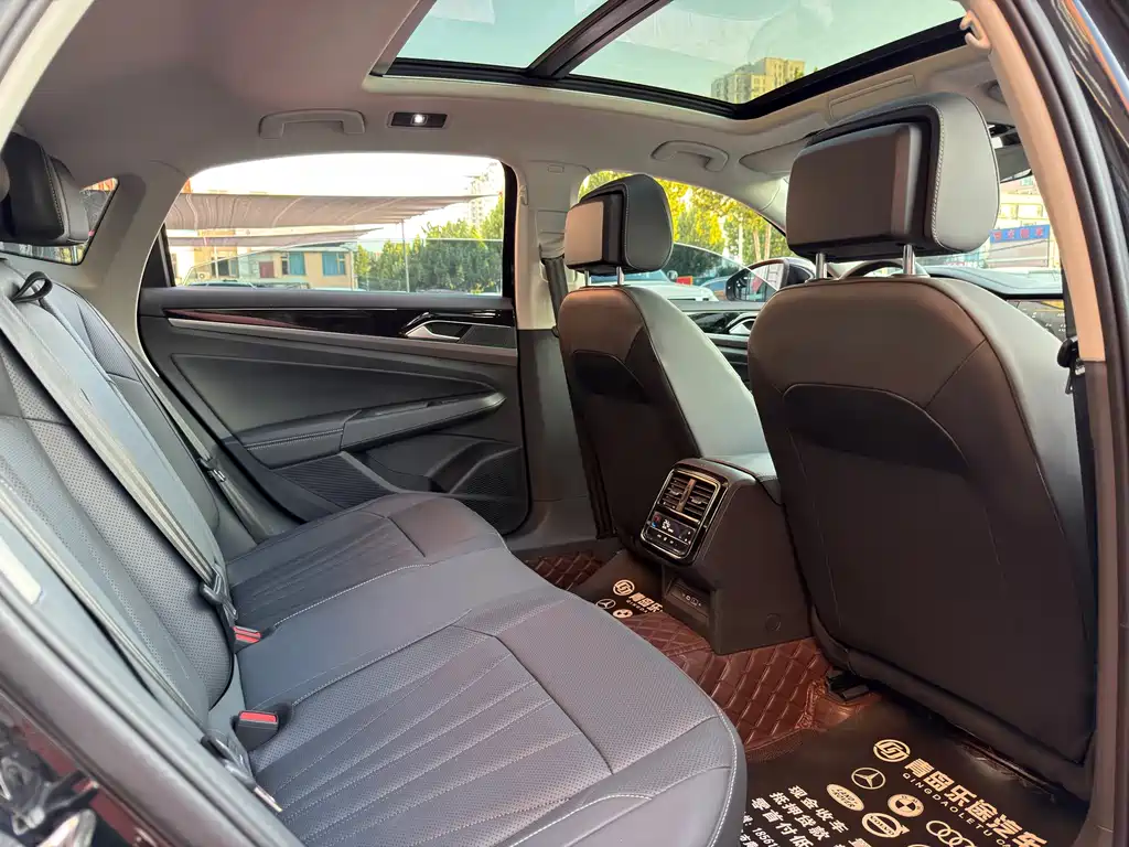 Volkswagen Passat — миниатюра 13