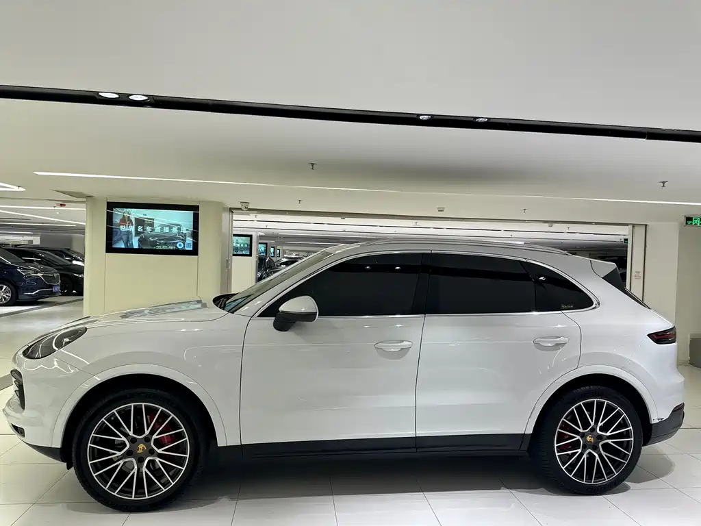 Porsche Cayenne 2019 Cayenne 3.0T