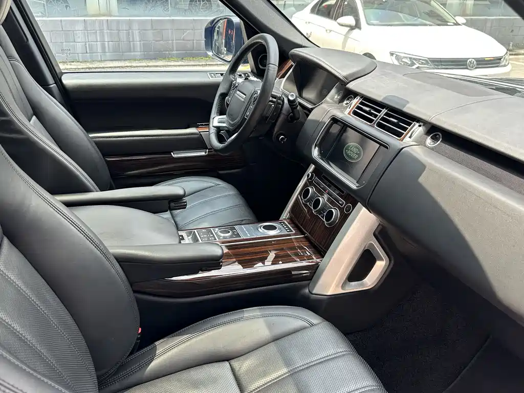 Land Rover Range Rover 2015 3.0 TDV6 Vogue